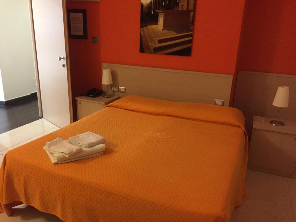 Hotel Residence Empedocle Mesyna Zewnętrze zdjęcie
